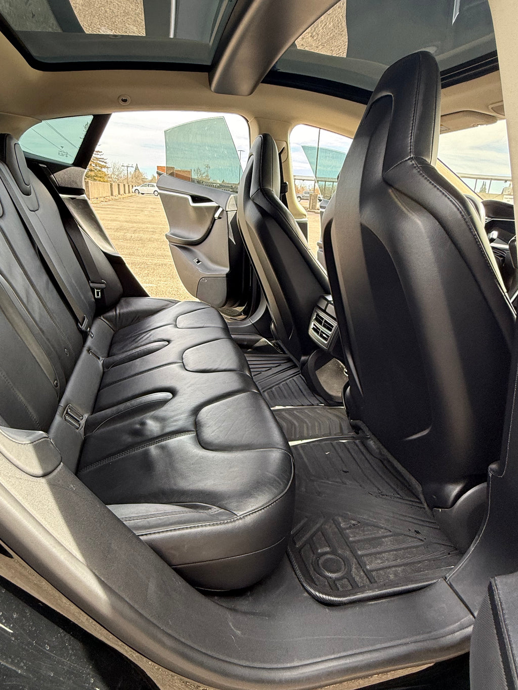 2013 Tesla Model S – Clean Title –