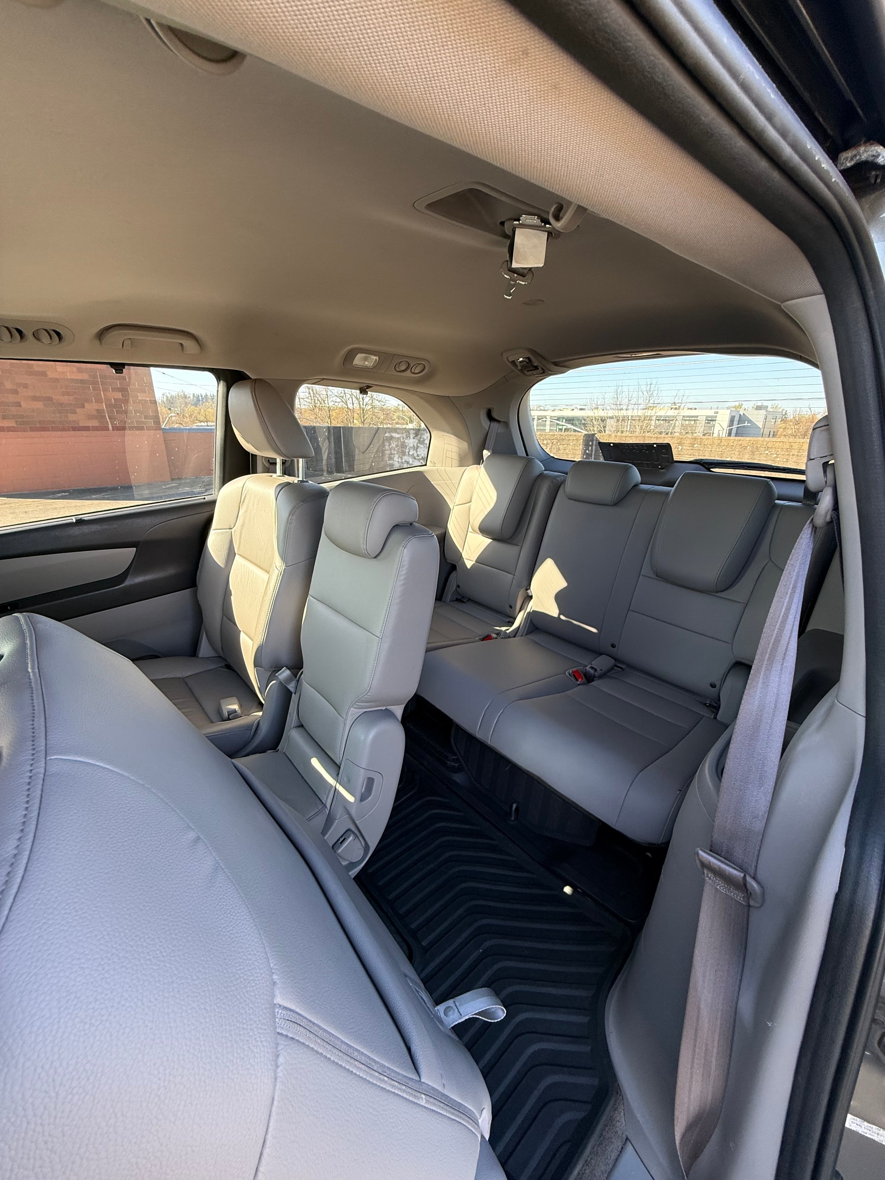 2013 Honda Odyssey – Clean Title –
